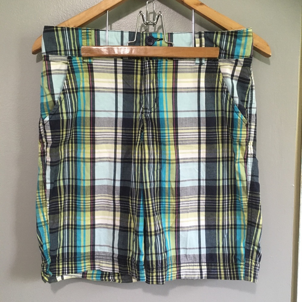 SALE ⚡️3/20⚡️ Plaid Bermuda shorts